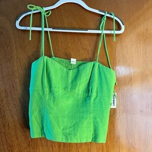 Green linen top